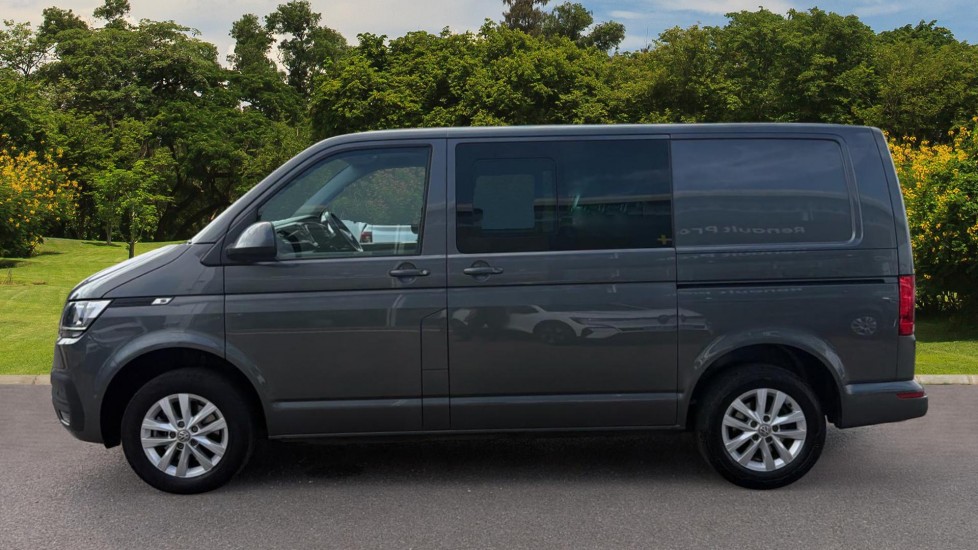 Volkswagen Transporter T30 Swb Diesel 2.0 TDI 150 Highline Kombi Van DSG - Image 4