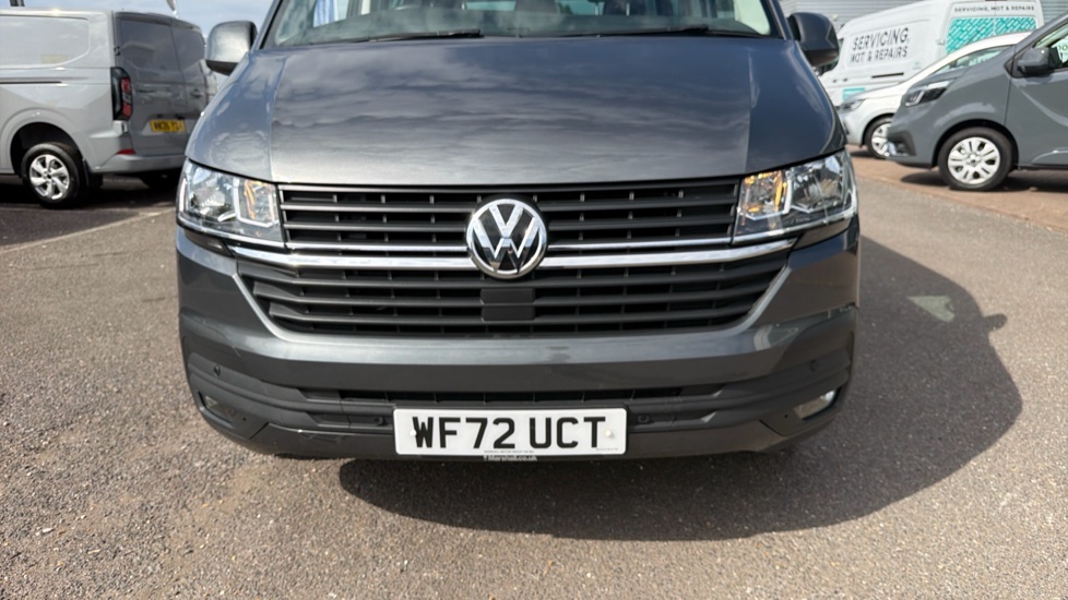 Volkswagen Transporter T30 Swb Diesel 2.0 TDI 150 Highline Kombi Van DSG - Image 35