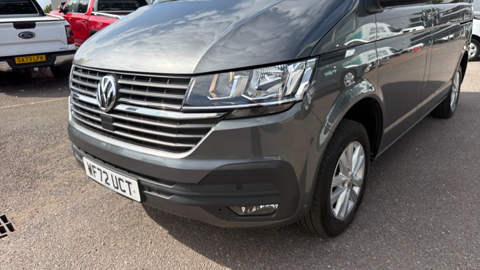 Volkswagen Transporter T30 Swb Diesel 2.0 TDI 150 Highline Kombi Van DSG - Image 36