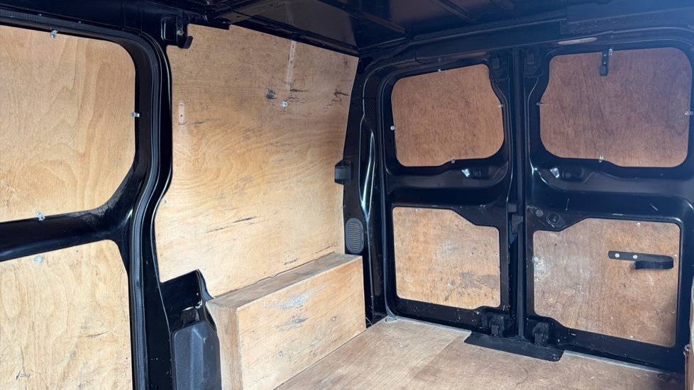 Peugeot Expert Standard Diesel 1400 2.0 BlueHDi 120 Asphalt Van - Image 14