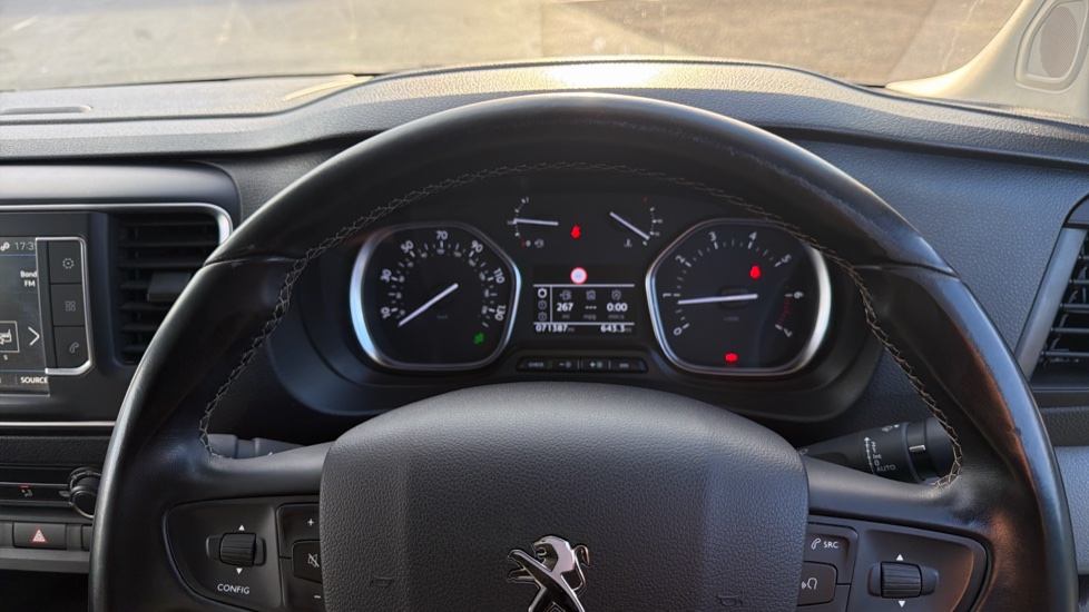 Peugeot Expert Standard Diesel 1400 2.0 BlueHDi 120 Asphalt Van - Image 19