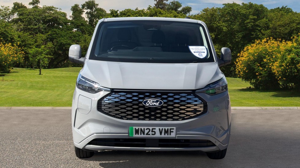 Ford Transit Custom E-320 L1 Rwd 100kW 65kWh H1 Van Limited Auto - Image 8