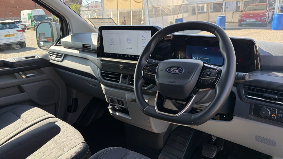 Ford Transit Custom E-320 L1 Rwd 100kW 65kWh H1 Van Limited Auto - Image 16