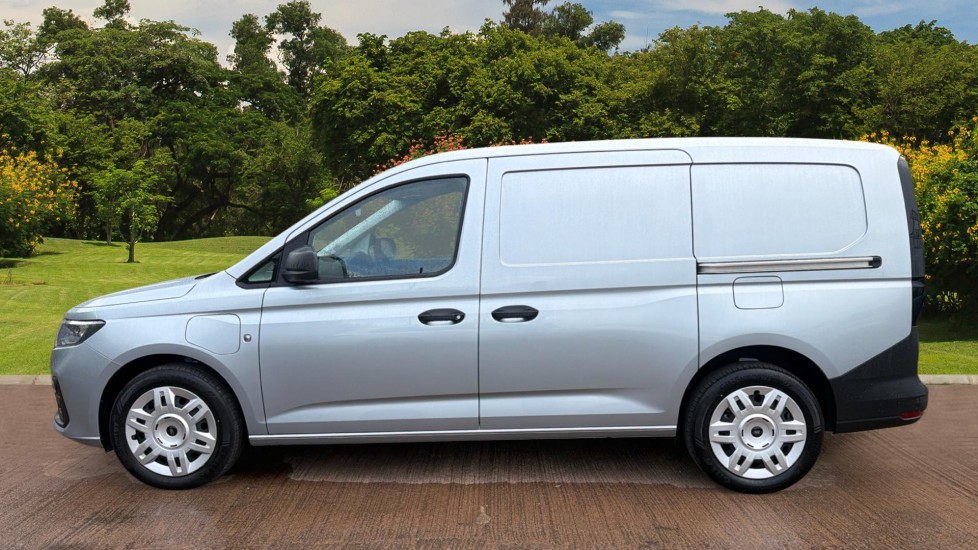 Ford Transit Connect 250 L2 Petrol 1.5 EcoBoost PHEV 150 Trend Van Auto - Image 4