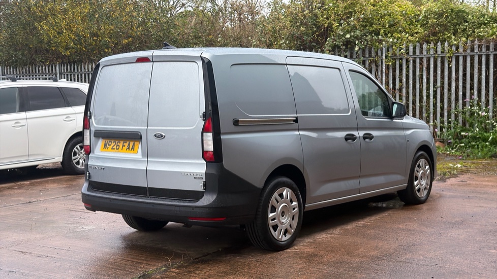 Ford Transit Connect 250 L2 Petrol 1.5 EcoBoost PHEV 150 Trend Van Auto - Image 10