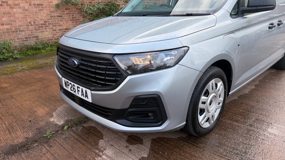 Ford Transit Connect 250 L2 Petrol 1.5 EcoBoost PHEV 150 Trend Van Auto - Image 39