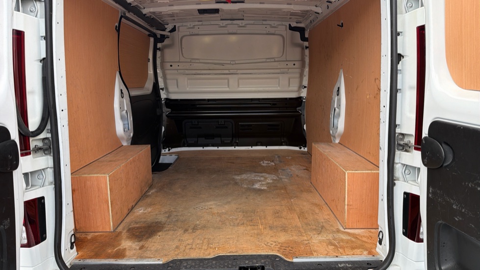 Renault Trafic Swb Diesel SL28 Blue dCi 150 Sport+ Van - Image 12