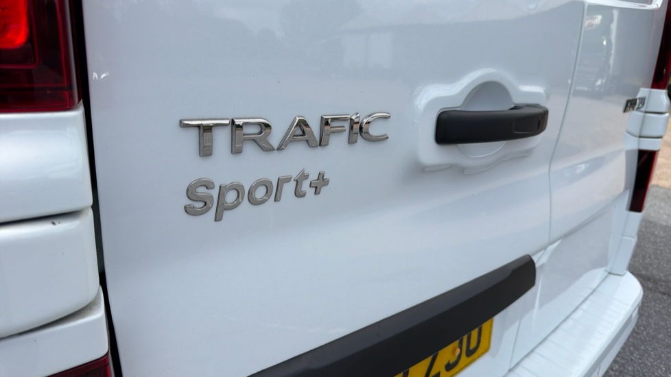 Renault Trafic Swb Diesel SL28 Blue dCi 150 Sport+ Van - Image 44