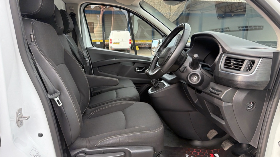 Renault Trafic Lwb Diesel LL30 Blue dCi 150 Extra [Safety] Van - Image 6