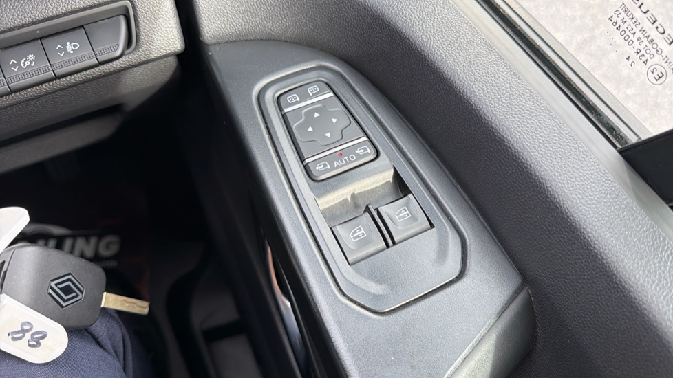 Renault Trafic Lwb Diesel LL30 Blue dCi 150 Extra [Safety] Van - Image 27