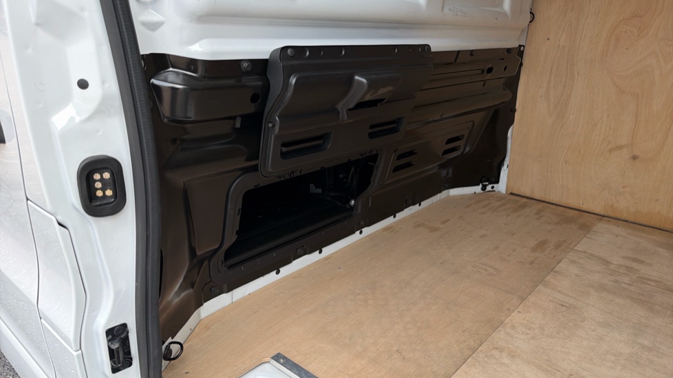 Renault Trafic Lwb Diesel LL30 Blue dCi 150 Extra [Safety] Van - Image 42