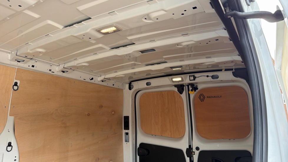 Renault Trafic Lwb Diesel LL30 Blue dCi 150 Extra [Safety] Van - Image 43