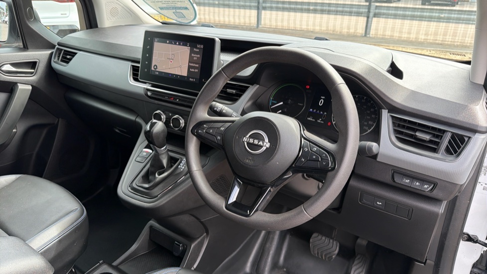 Nissan Townstar L1 Electric 90kW Tekna Van Auto 45kWh - Image 16