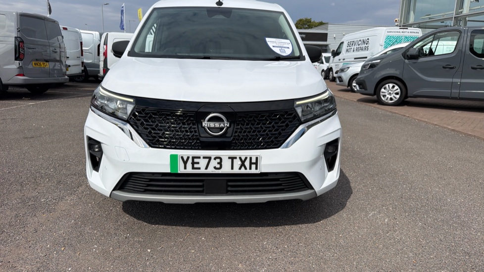 Nissan Townstar L1 Electric 90kW Tekna Van Auto 45kWh - Image 38