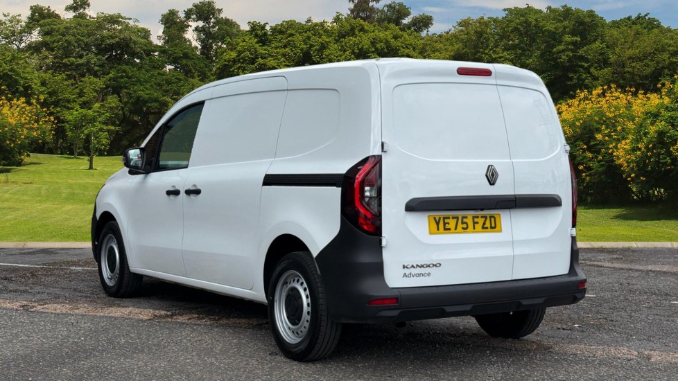 Renault Kangoo L2 Diesel LL21 Blue dCi 95 Advance [Safety] Van - Image 2
