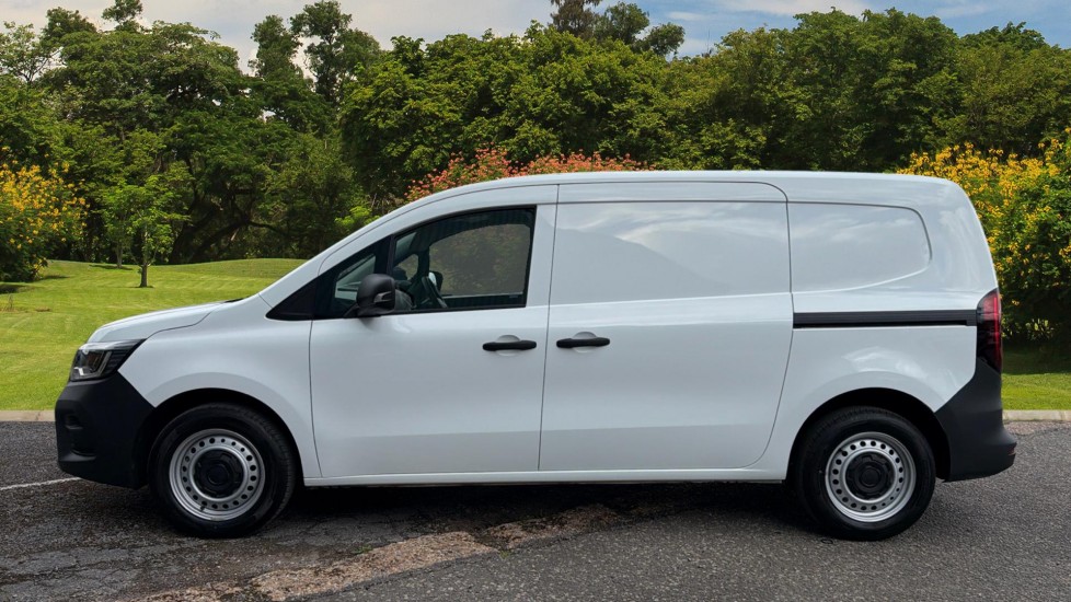 Renault Kangoo L2 Diesel LL21 Blue dCi 95 Advance [Safety] Van - Image 4