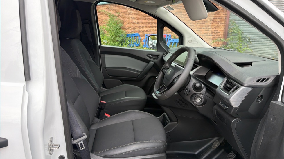 Renault Kangoo L2 Diesel LL21 Blue dCi 95 Advance [Safety] Van - Image 6