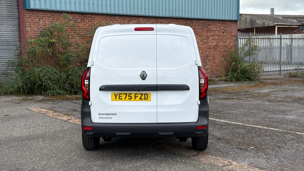 Renault Kangoo L2 Diesel LL21 Blue dCi 95 Advance [Safety] Van - Image 11