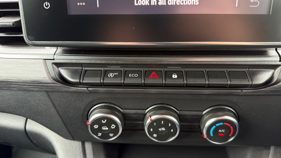 Renault Kangoo L2 Diesel LL21 Blue dCi 95 Advance [Safety] Van - Image 25