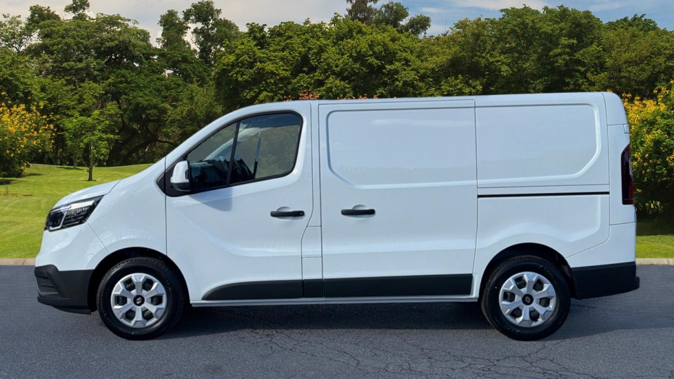 Renault Trafic Swb Diesel SL30 Blue dCi 130 Advance [Safety] Van - Image 4