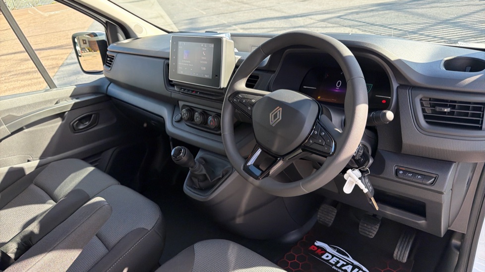 Renault Trafic Swb Diesel SL30 Blue dCi 130 Advance [Safety] Van - Image 16