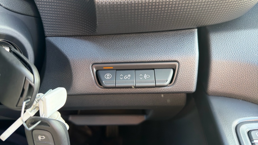 Renault Trafic Swb Diesel SL30 Blue dCi 130 Advance [Safety] Van - Image 28
