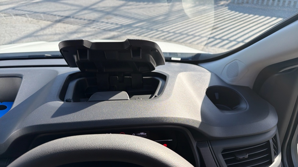 Renault Trafic Swb Diesel SL30 Blue dCi 130 Advance [Safety] Van - Image 37