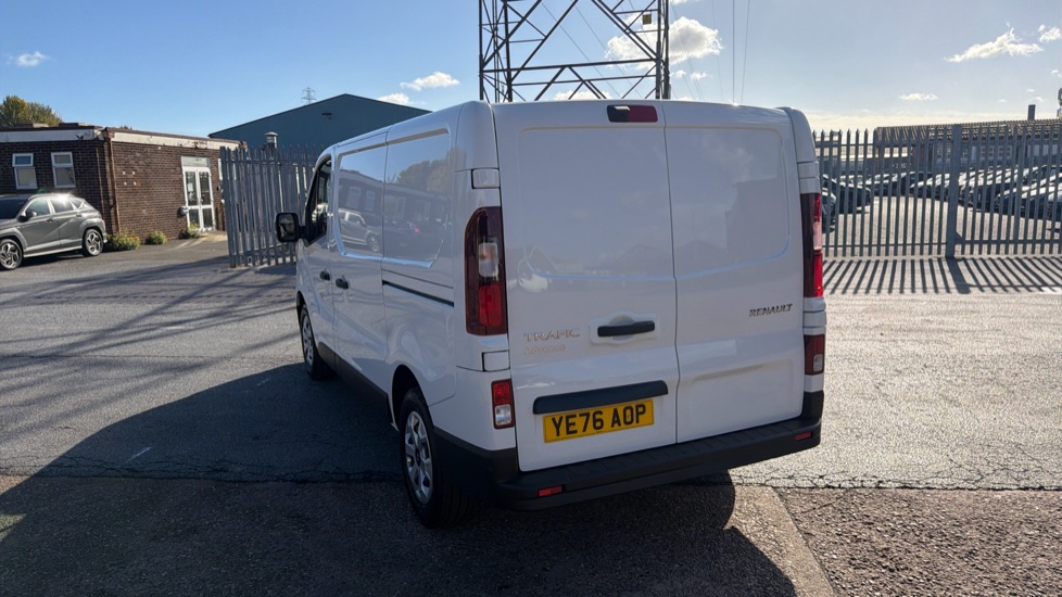 Renault Trafic Swb Diesel SL30 Blue dCi 130 Advance [Safety] Van - Image 42