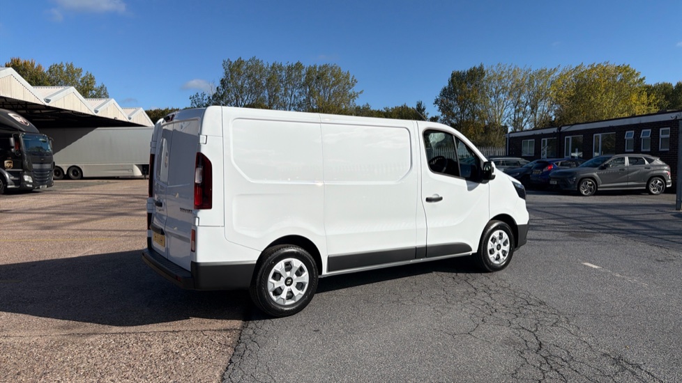 Renault Trafic Swb Diesel SL30 Blue dCi 130 Advance [Safety] Van - Image 43