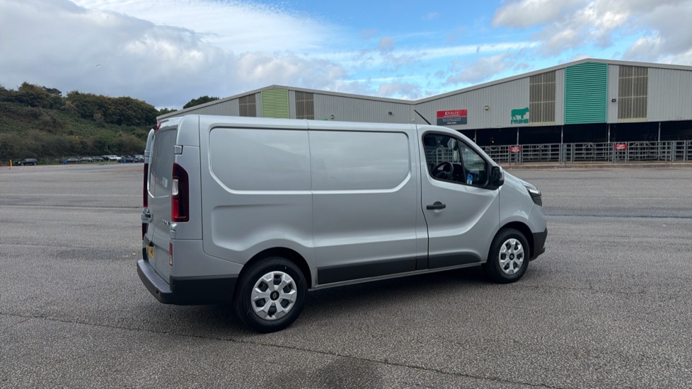 Renault Trafic Swb Diesel SL30 Blue dCi 130 Advance [Safety] Van - Image 23