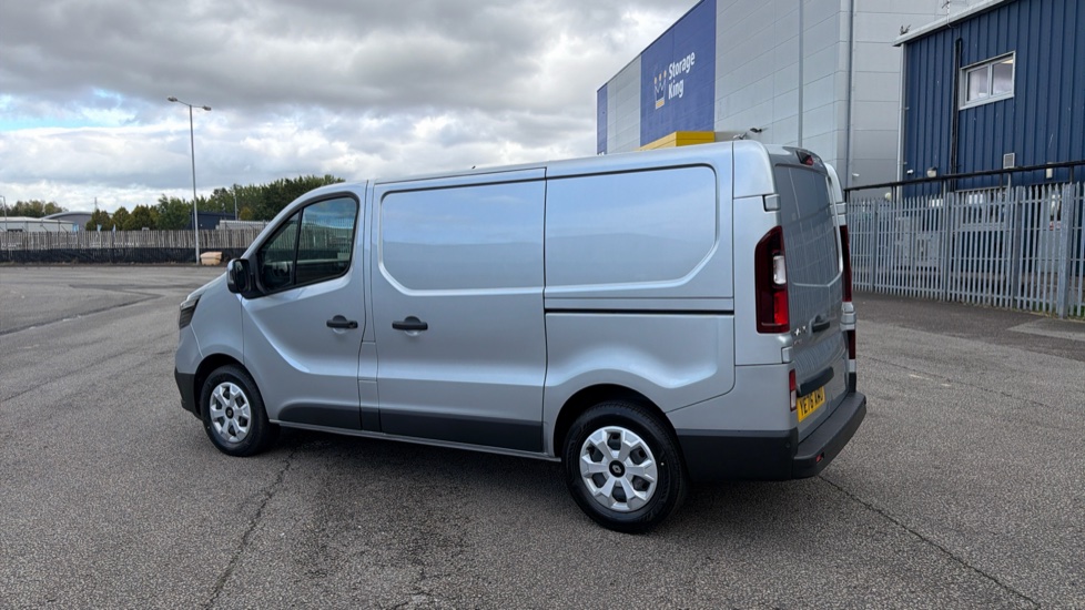Renault Trafic Swb Diesel SL30 Blue dCi 130 Advance [Safety] Van - Image 28