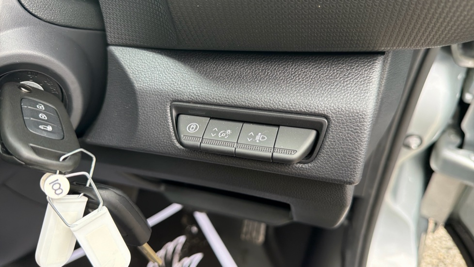 Renault Trafic Swb Diesel SL30 Blue dCi 130 Advance [Safety] Van - Image 30