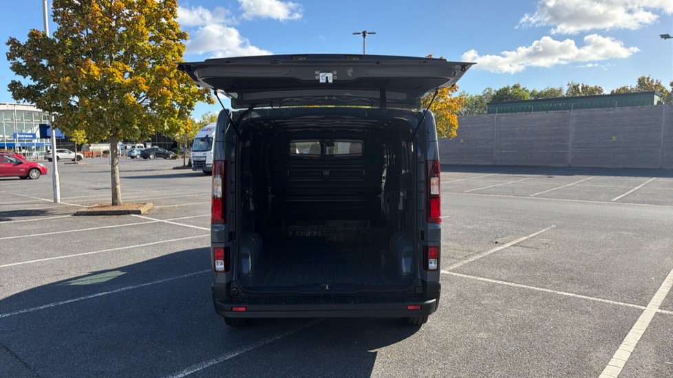 Renault Trafic Lwb Diesel LL30 Blue dCi 130 Advance [Safety] Van - Image 3