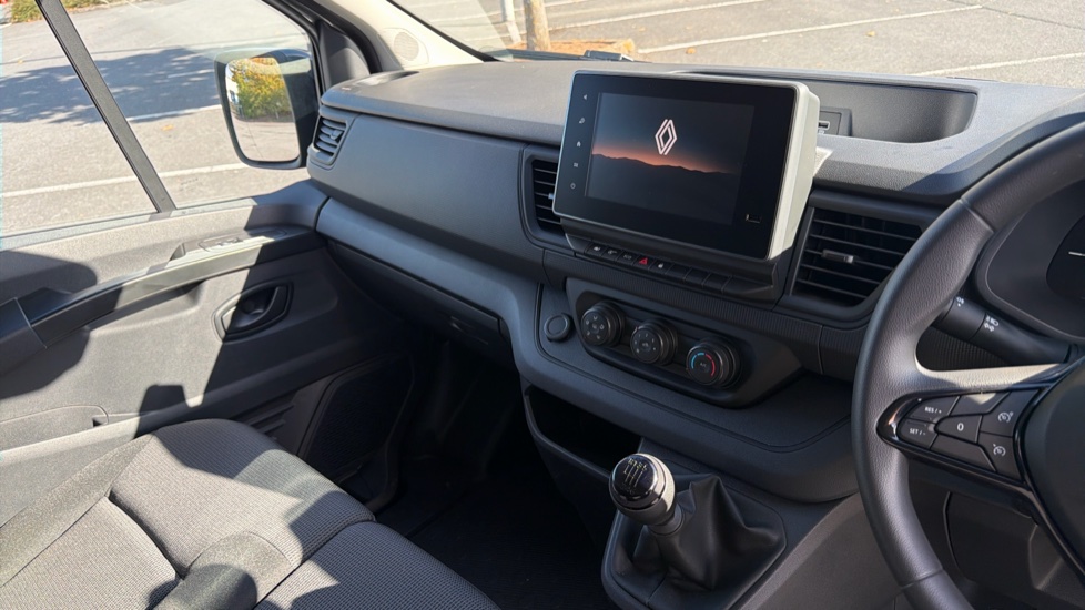 Renault Trafic Lwb Diesel LL30 Blue dCi 130 Advance [Safety] Van - Image 15
