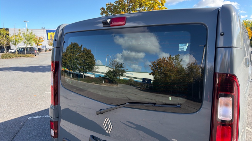 Renault Trafic Lwb Diesel LL30 Blue dCi 130 Advance [Safety] Van - Image 26