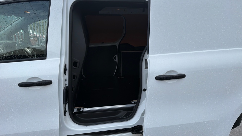 Renault Kangoo L1 Diesel ML19 Blue dCi 95 Start Van - Image 5