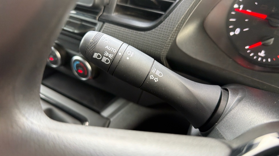 Renault Kangoo L1 Diesel ML19 Blue dCi 95 Start Van - Image 31