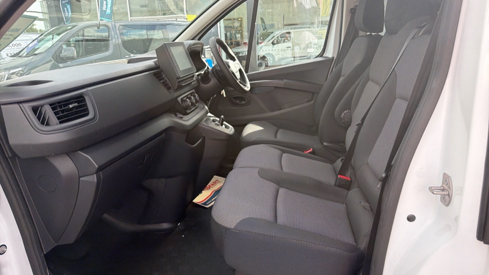 Renault Trafic Lwb Diesel LL30 Blue dCi 150 Advance [Safety] Van EAG9 - Image 13