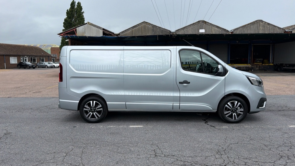 Renault Trafic Lwb Diesel LL30 Blue dCi 150 Extra Sport [Safety] Van - Image 9