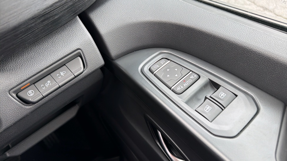 Renault Trafic Lwb Diesel LL30 Blue dCi 150 Extra Sport [Safety] Van - Image 34