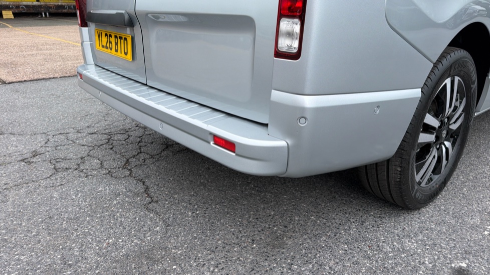 Renault Trafic Lwb Diesel LL30 Blue dCi 150 Extra Sport [Safety] Van - Image 43