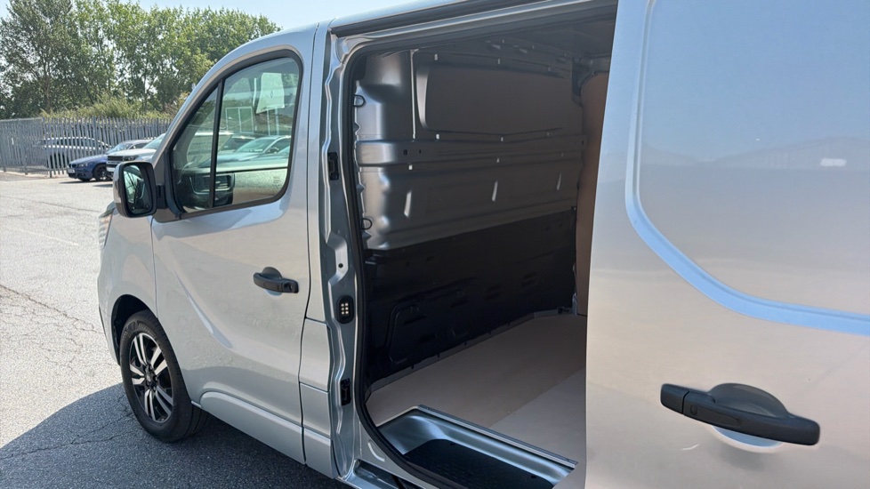 Renault Trafic Lwb Diesel LL30 Blue dCi 150 Extra Sport [Safety] Van - Image 5