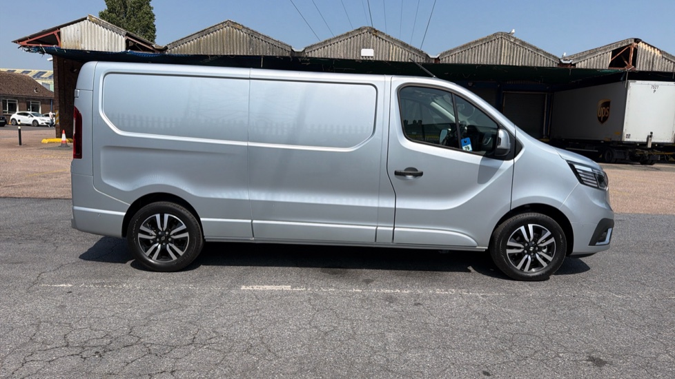 Renault Trafic Lwb Diesel LL30 Blue dCi 150 Extra Sport [Safety] Van - Image 9