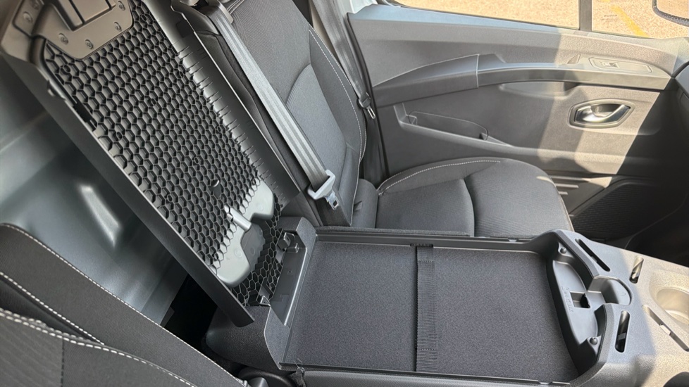 Renault Trafic Lwb Diesel LL30 Blue dCi 150 Extra Sport [Safety] Van - Image 34