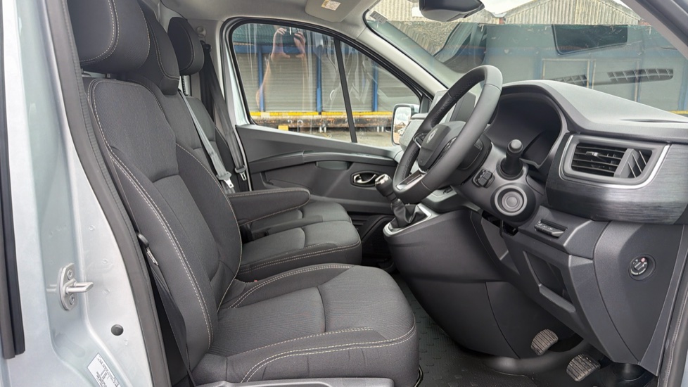 Renault Trafic Lwb Diesel LL30 Blue dCi 150 Extra Sport [Safety] Van - Image 6