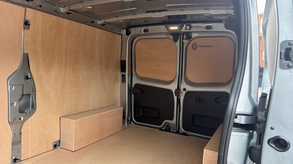 Renault Trafic Lwb Diesel LL30 Blue dCi 150 Extra Sport [Safety] Van - Image 14