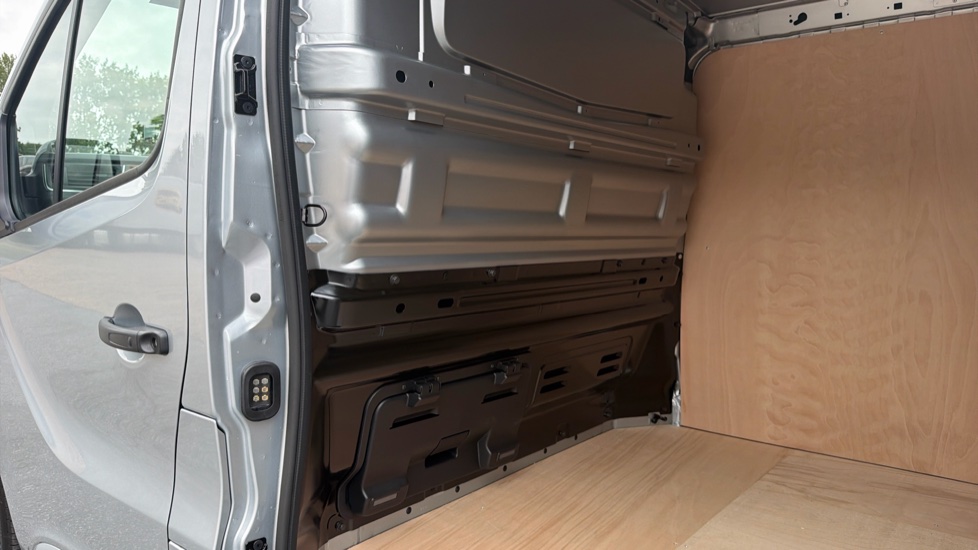 Renault Trafic Lwb Diesel LL30 Blue dCi 150 Extra Sport [Safety] Van - Image 18