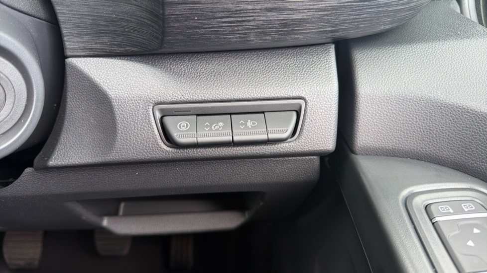 Renault Trafic Lwb Diesel LL30 Blue dCi 150 Extra Sport [Safety] Van - Image 32