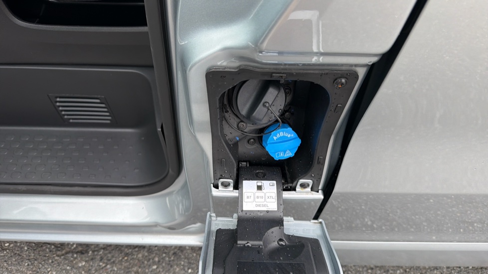 Renault Trafic Lwb Diesel LL30 Blue dCi 150 Extra Sport [Safety] Van - Image 39
