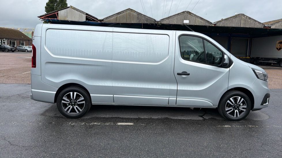 Renault Trafic Lwb Diesel LL30 Blue dCi 150 Extra Sport [Safety] Van - Image 9